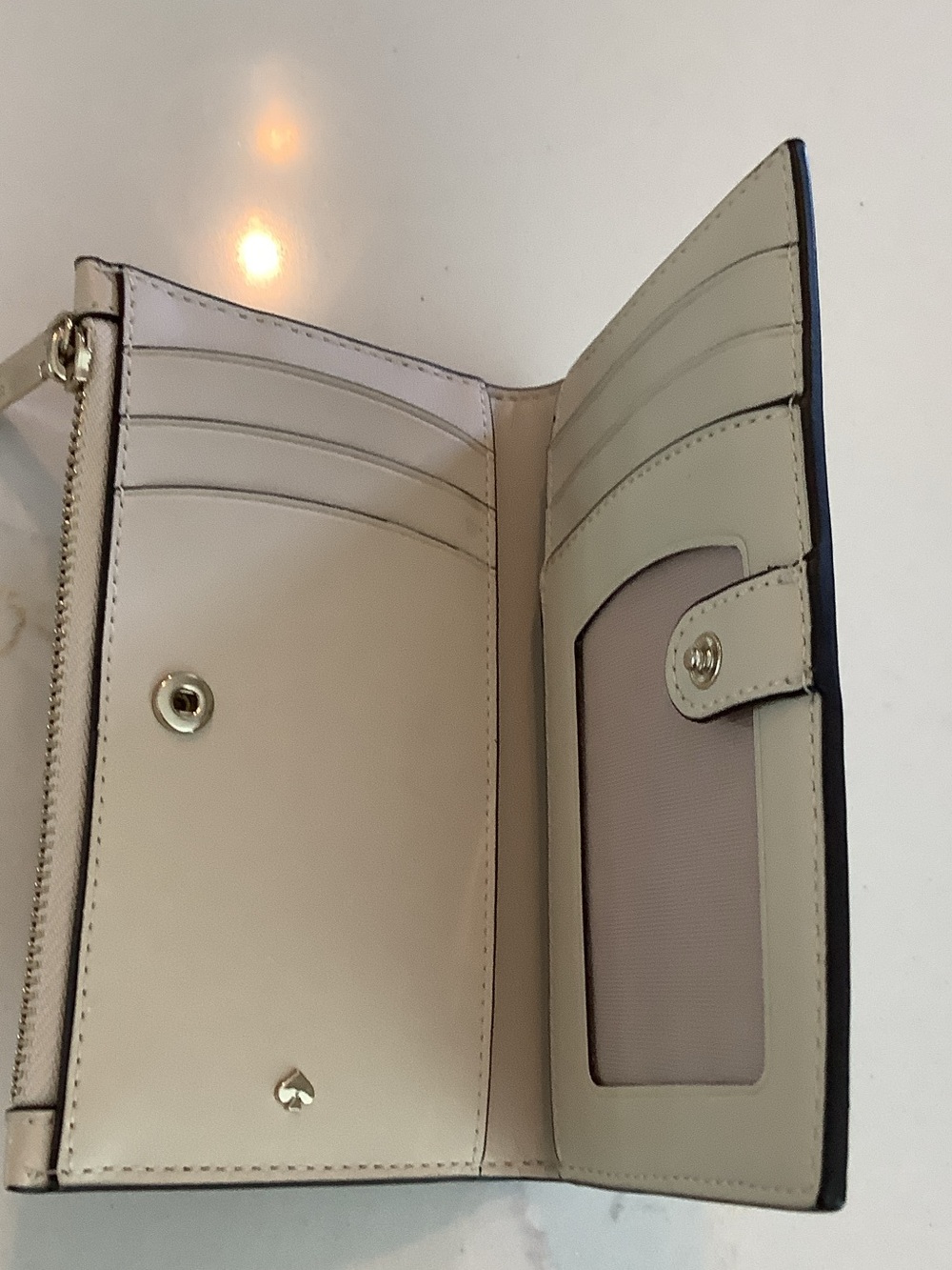KATE SPADE Petal Bifold wallet Saffiano floral appliqués Garden Party - Picture 2 of 4
